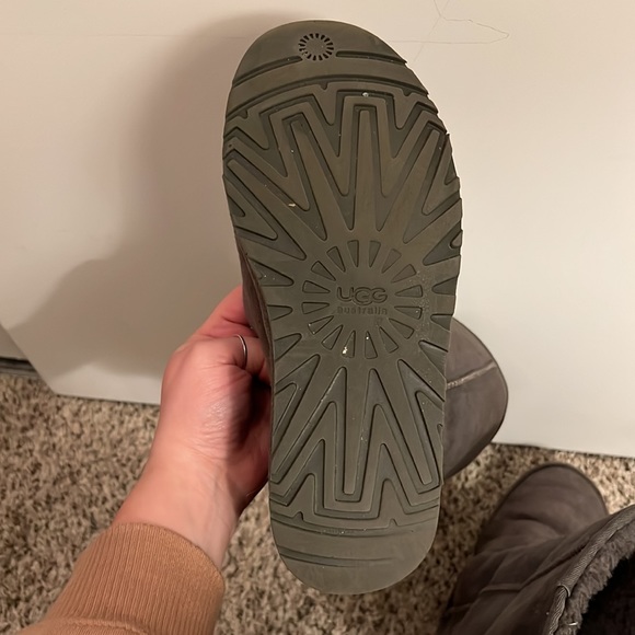 Gray Ugg Tall Boots size 8 - Picture 6 of 7